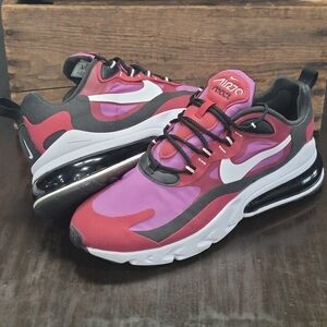 Nike Air Max 270 React "Red Vivid Purple" Mens 11 Great Condition Fast Shipping